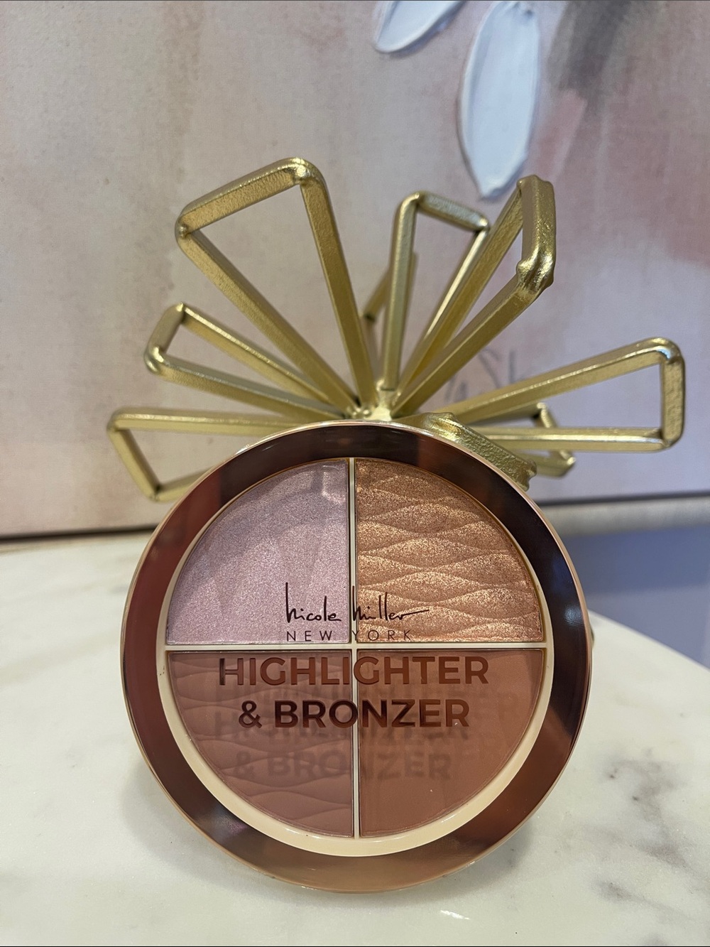 New Nicole Miller Highlighter & Bronzer Compact - Pink and Warm Gold Shades